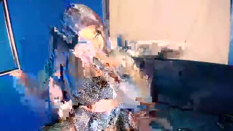 Snapshot of littleindianmilf chatting on June 17, 5:54 am littleindianmilf online show from June 17, 5:54 am