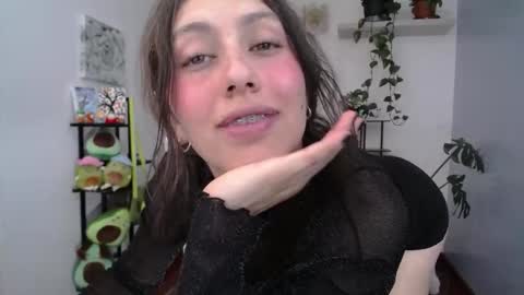Snapshot of littlelaksmi chatting on March 18, 9:51 pm Laksmi online show from March 18, 9:51 pm