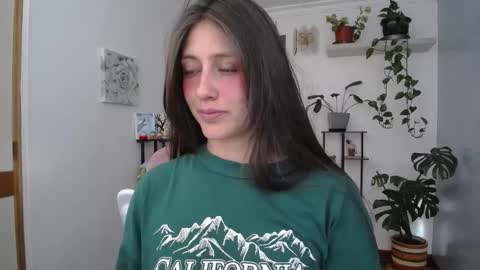 Snapshot of littlelaksmi chatting on May 23, 9:19 pm Laksmi online show from May 23, 9:19 pm