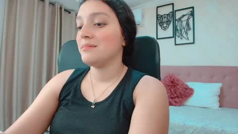 Sarahs Room online show from May 30, 12:41 am