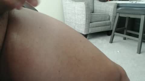 Snapshot of littleone1111765968 chatting on December 19, 7:07 pm littleone1111765968 online show from December 19, 7:07 pm