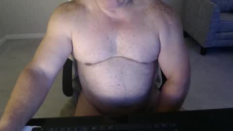 Snapshot of littleone1111765968 chatting on January 14, 6:45 am littleone1111765968 online show from January 14, 6:45 am