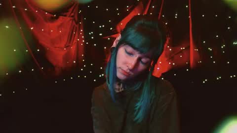 Niki  free tg channel with some photos gifs and info about streams  online show from November 2, 3:58 pm