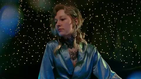 Niki  free tg channel with some photos gifs and info about streams  online show from February 23, 12:57 pm