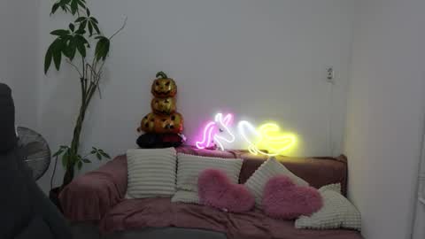 littlestellaspark online show from October 7, 3:31 pm