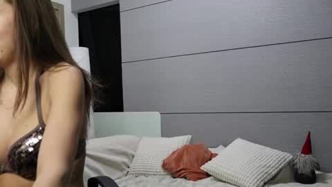 littlestellaspark online show from February 28, 2:18 pm