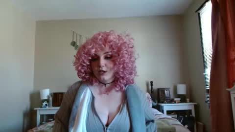 Kori online show from March 12, 5:08 pm