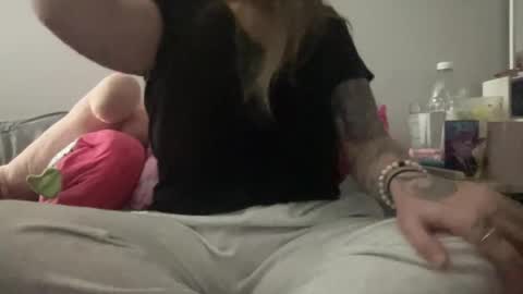 Snapshot of littytothetitty chatting on January 11, 1:37 am Nina online show from January 11, 1:37 am