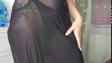 OnlyFans livia77   twitter liv20 4u online show from October 16, 12:00 am