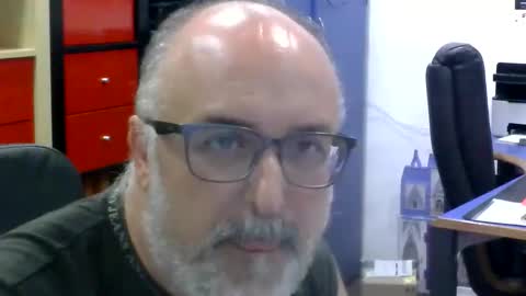 Snapshot of livingstone_j chatting on September 16, 5:25 pm Lupacchiotto online show from September 16, 5:25 pm