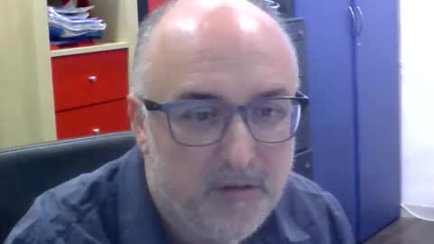 Snapshot of livingstone_j chatting on October 23, 10:36 am Lupacchiotto online show from October 23, 10:36 am