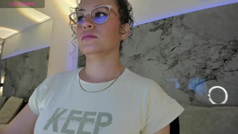 Liz  online show from February 11, 10:09 am