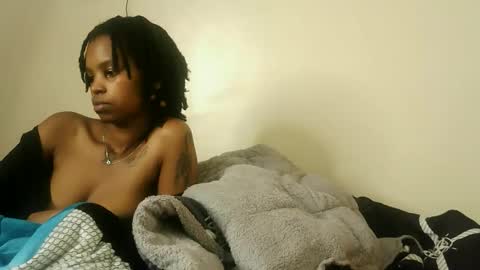 liz_lovie online show from May 10, 9:53 pm