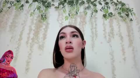 Snapshot of liz_lunaa chatting on June 20, 10:56 pm Liz Luna online show from June 20, 10:56 pm