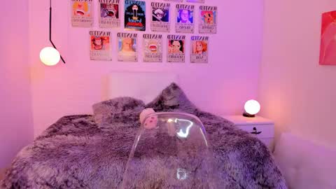 Snapshot of liza_bennet chatting on October 28, 5:00 am Liza online show from October 28, 5:00 am