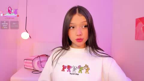 Snapshot of liza_bennet chatting on February 25, 4:11 am Liza online show from February 25, 4:11 am