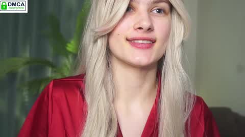 Snapshot of lizbethcoll chatting on January 11, 4:46 pm Sunnheart online show from January 11, 4:46 pm