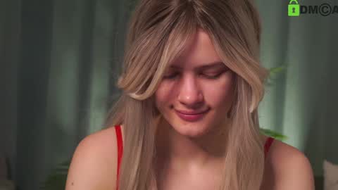 Snapshot of lizbethcoll chatting on January 29, 4:30 pm Sunnheart online show from January 29, 4:30 pm