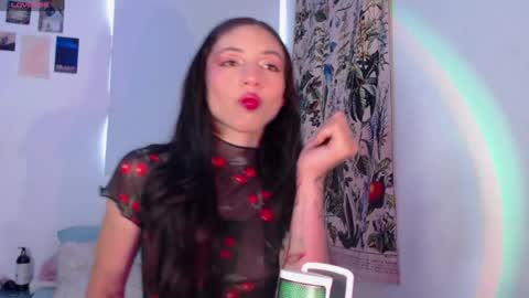 Lizza Scott online show from August 1, 9:35 pm