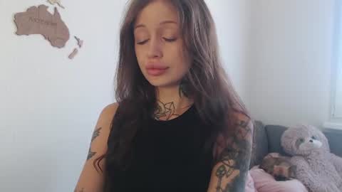 liza liza liza online show from August 3, 4:44 am