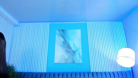 Lizzie Evan online show from October 3, 12:02 pm