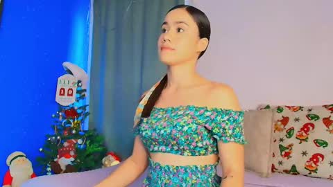 lizzy_kane online show from December 21, 8:16 pm