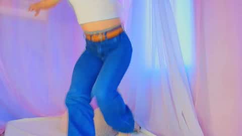 lizzy_kane online show from March 20, 8:14 pm