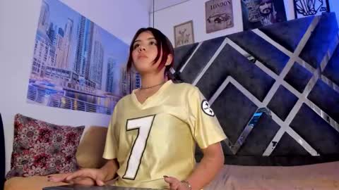 Snapshot of lizzy_sweet2 chatting on October 15, 3:28 am lizzy_sweet2 online show from October 15, 3:28 am