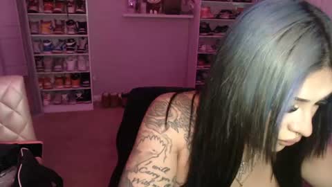 Snapshot of lo_cakez chatting on June 24, 4:55 am lo_cakez online show from June 24, 4:55 am