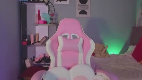 Pamela online show from March 21, 7:17 pm