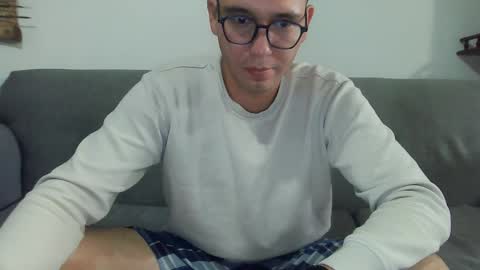 Snapshot of lobomx19 chatting on November 22, 2:16 pm Lobo online show from November 22, 2:16 pm