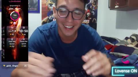 Snapshot of lobomx19 chatting on November 28, 3:09 am Lobo online show from November 28, 3:09 am