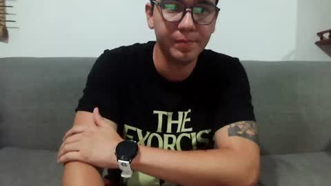 Snapshot of lobomx19 chatting on June 22, 2:24 am Lobo online show from June 22, 2:24 am