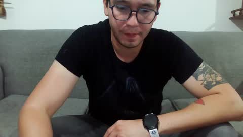 Snapshot of lobomx19 chatting on July 19, 12:14 am Lobo online show from July 19, 12:14 am