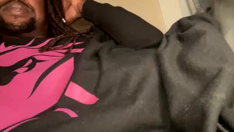 Snapshot of locnessmonstar chatting on January 31, 3:41 am LocnessMonstar online show from January 31, 3:41 am