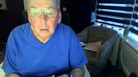 Snapshot of loebet chatting on February 9, 4:40 pm Loebet online show from February 9, 4:40 pm