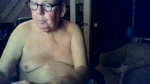 Snapshot of loebet chatting on November 7, 4:40 pm Loebet online show from November 7, 4:40 pm