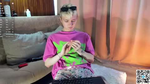 Logan online show from April 14, 11:49 am