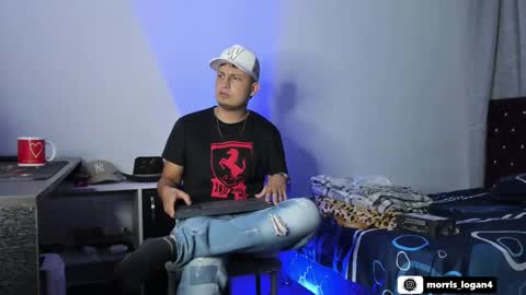 Snapshot of logan_morris777 chatting on February 18, 11:52 pm Logan morris online show from February 18, 11:52 pm