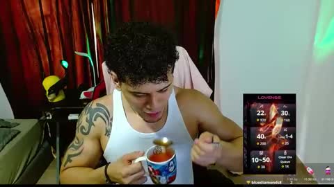 Loganandrwz online show from April 6, 9:16 pm