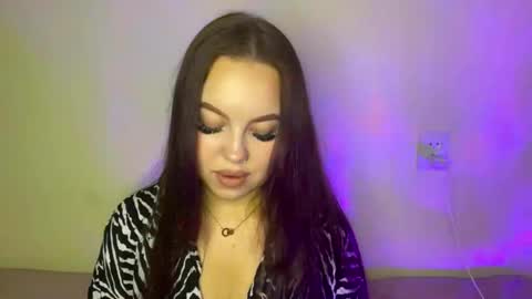 Snapshot of loganboughamer chatting on May 28, 6:49 pm Nadia online show from May 28, 6:49 pm