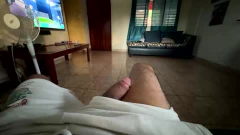 logandaimond online show from April 4, 11:02 pm