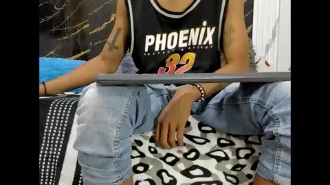 loganjhonson18 online show from May 10, 6:07 am