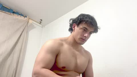 Snapshot of logann_x3 chatting on June 25, 3:39 am Logan online show from June 25, 3:39 am