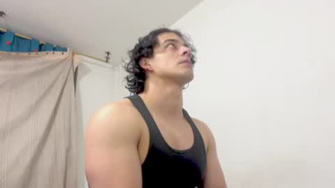 Snapshot of logann_x3 chatting on August 4, 5:21 am Logan online show from August 4, 5:21 am