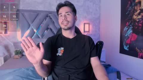 Snapshot of loghan_fox chatting on September 14, 3:27 am Loghan online show from September 14, 3:27 am