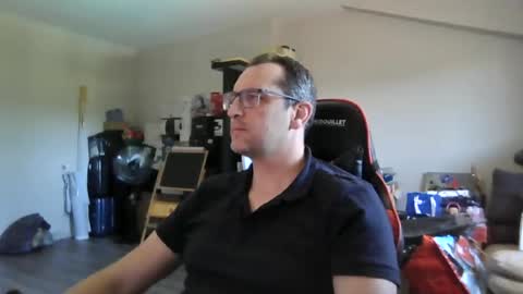 Snapshot of loic31_31 chatting on June 13, 12:47 pm loic31 online show from June 13, 12:47 pm