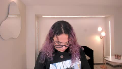 Snapshot of loiseharper chatting on May 16, 8:07 pm Loise online show from May 16, 8:07 pm