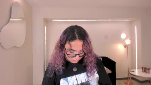Snapshot of loiseharper chatting on May 16, 8:18 pm Loise online show from May 16, 8:18 pm