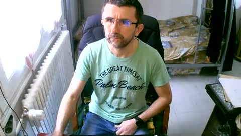 lokoum39 online show from February 26, 10:15 am